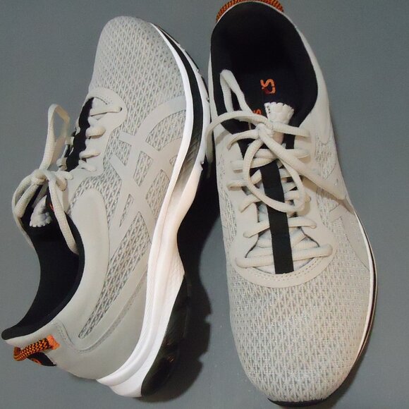 SIZE 10. ASICS men's Gel-Kumo Lyte 2 running sneaker shoes.